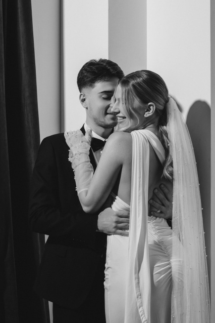 Свадебная фотосессия в Элисте— стиль, чувства и незабываемые кадры – фото № 5