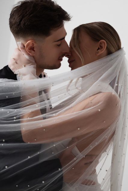 Свадебная фотосессия в Элисте— стиль, чувства и незабываемые кадры – фото № 2